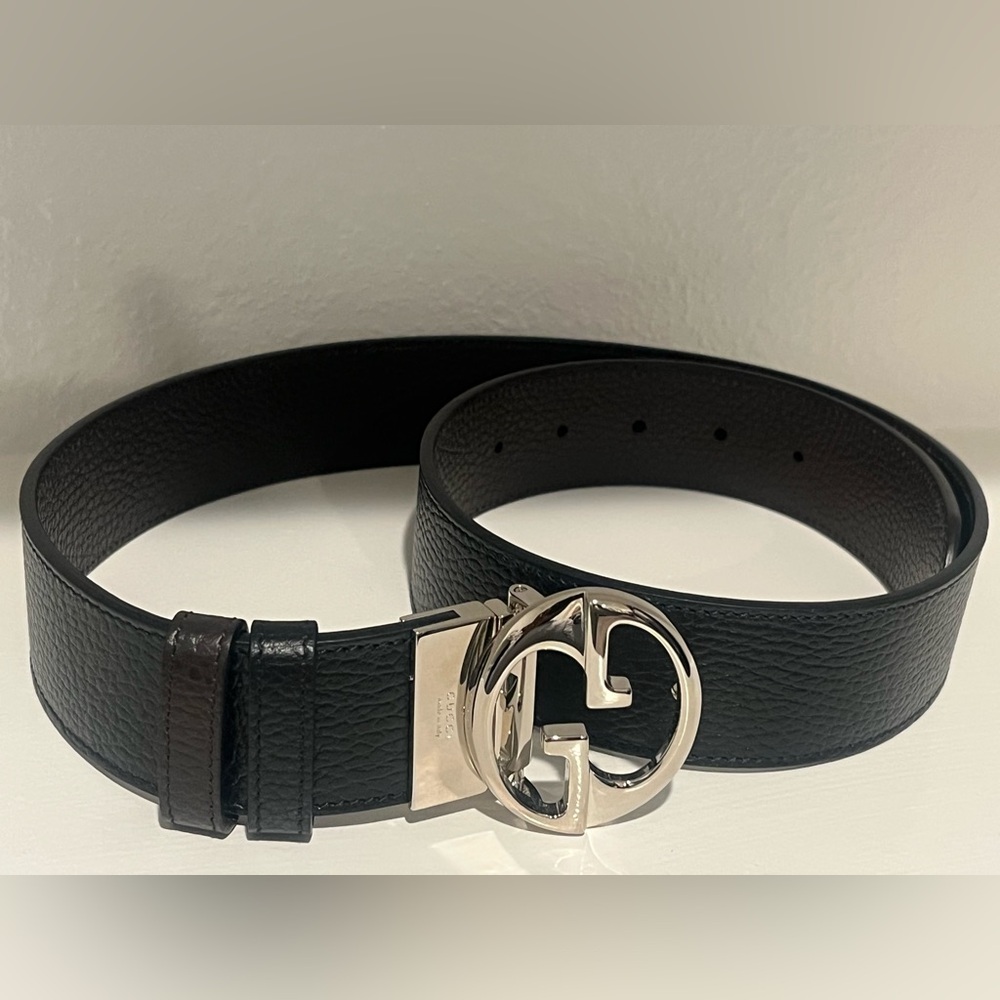 Brand New Reversible Gucci Black & Brown Leather Belt with interlocking G buckle
